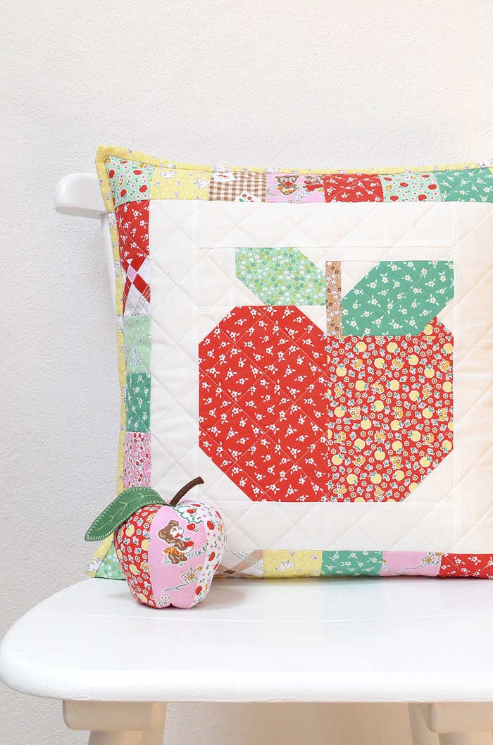 Sweet Apples Baby Quilt and Pillow Pattern by ellis & higgs