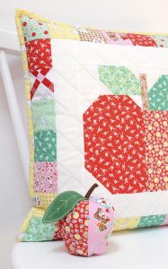 Sweet Apples Baby Quilt and Pillow Pattern by ellis & higgs