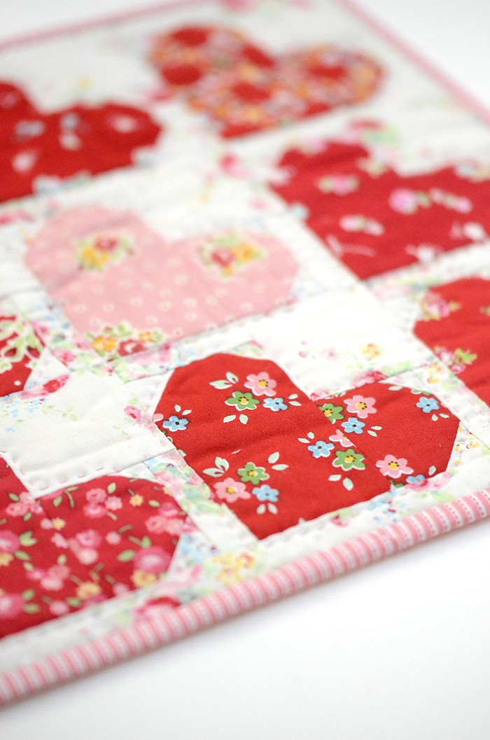 Tiny Hearts Mini Quilt Pattern by Nadra Ridgeway of ellis & higgs