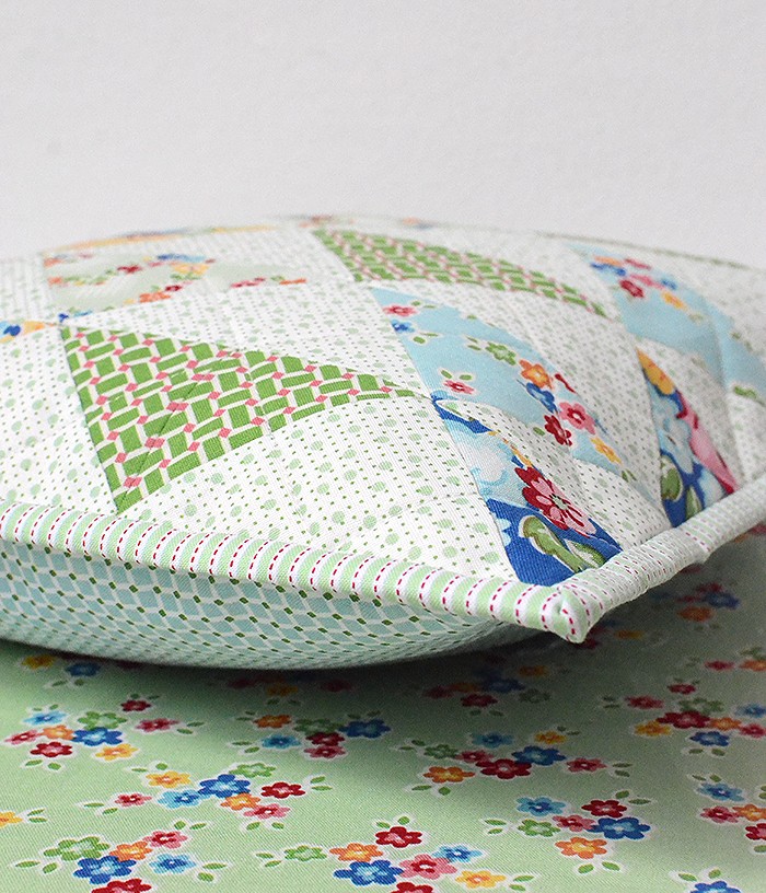New Quilt Patterns: Rainbow Geese Pillow Pattern by Nadra Ridgeway of ellis & higgs