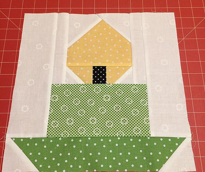 Candle Quilt Block Pattern - Christmas Quilt Pattern