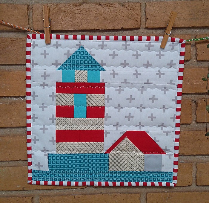 Lighthouse quilt block pattern