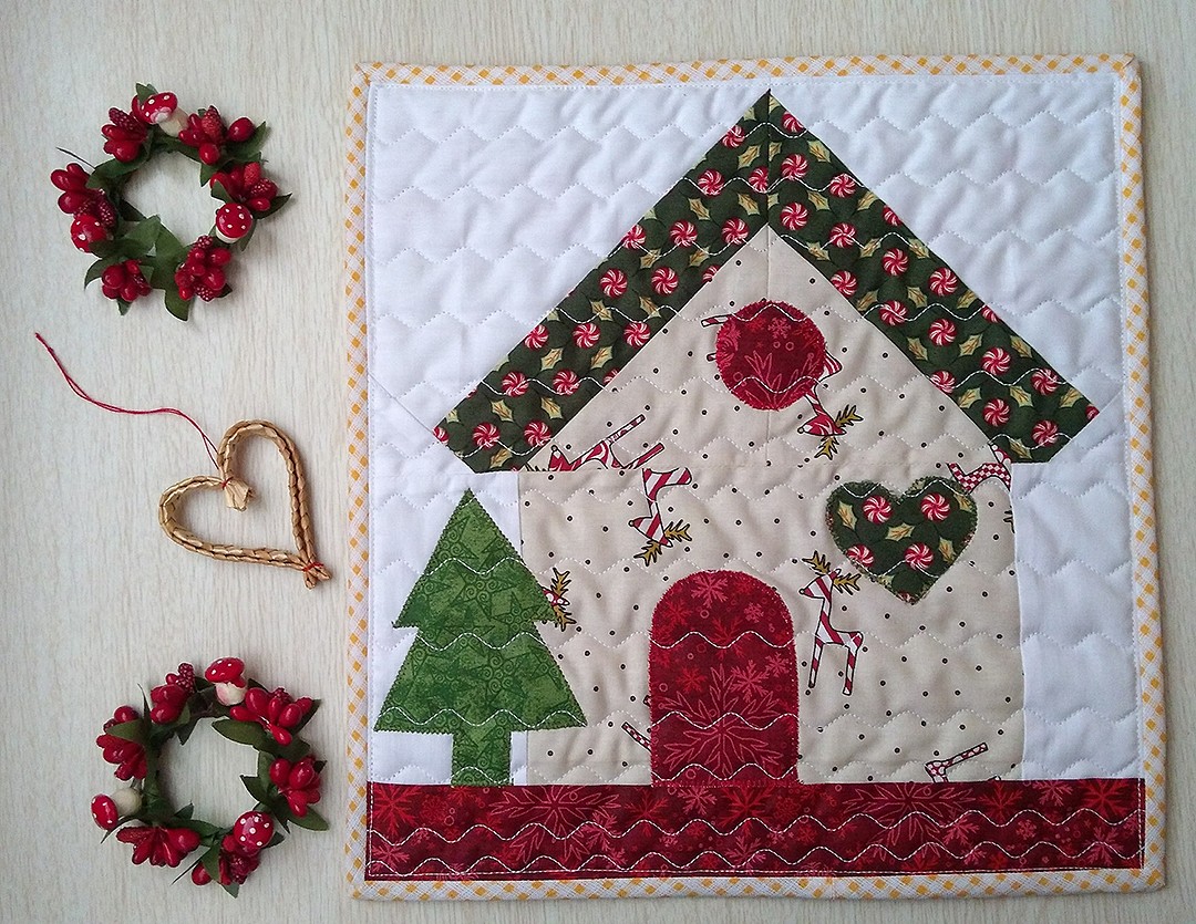 Gingerbread House mini quilt