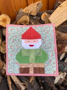Gnome mini quilt