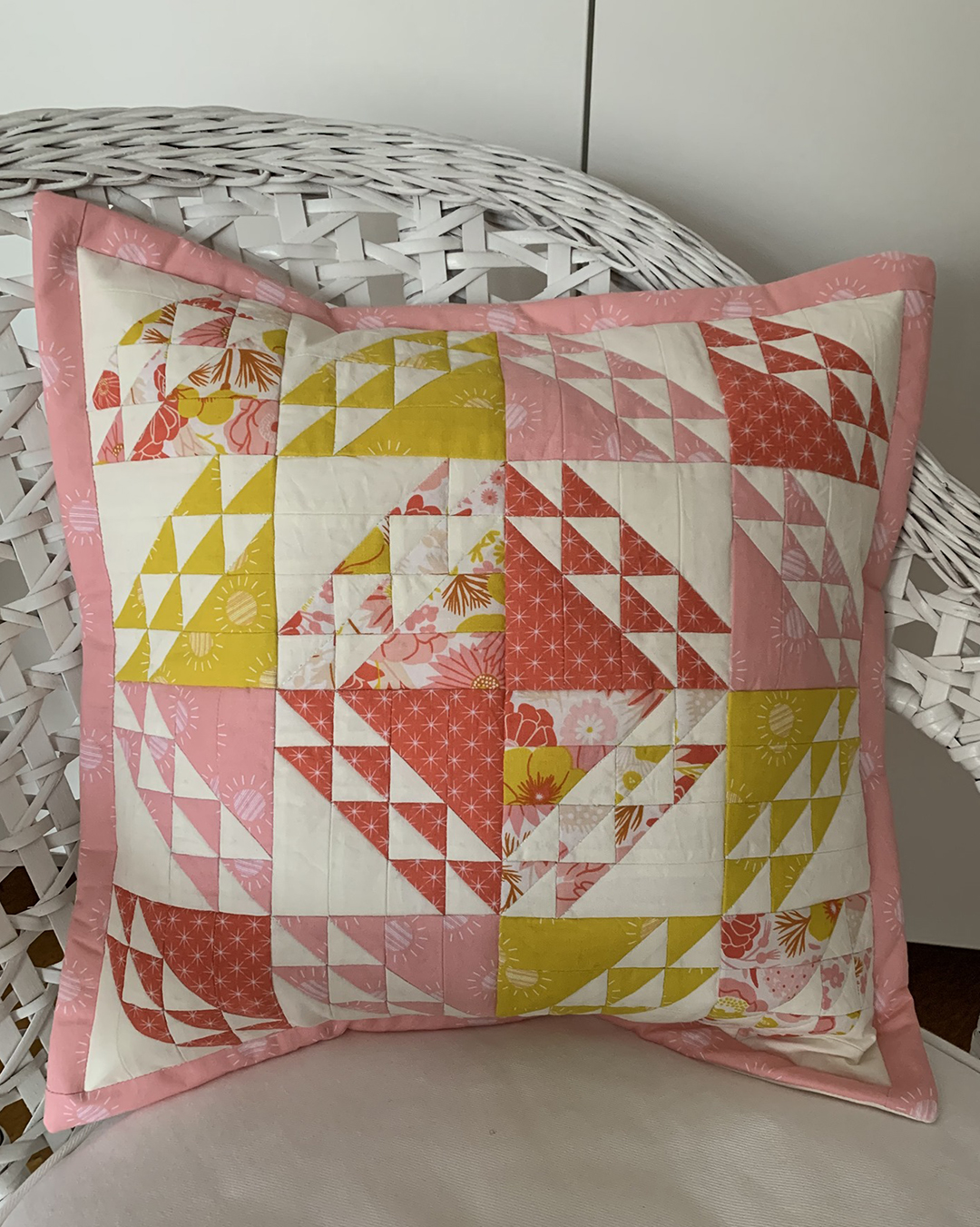 Spring Meadow - Spring Mini Quilt Pattern
