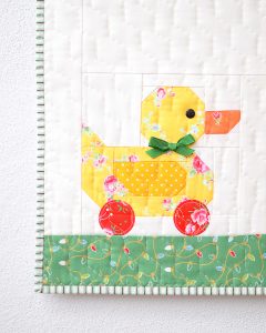 Pull-along Duck quilt pattern - Christmas mini quilt pattern