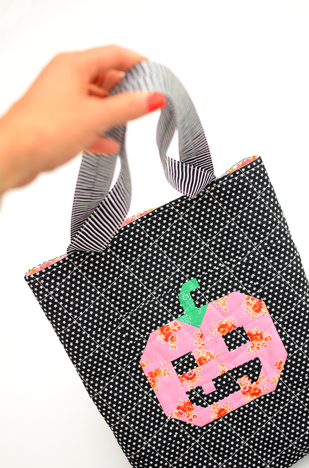 Pumpkin Trick or Treat Bag - Tutorial & Pattern Add-on