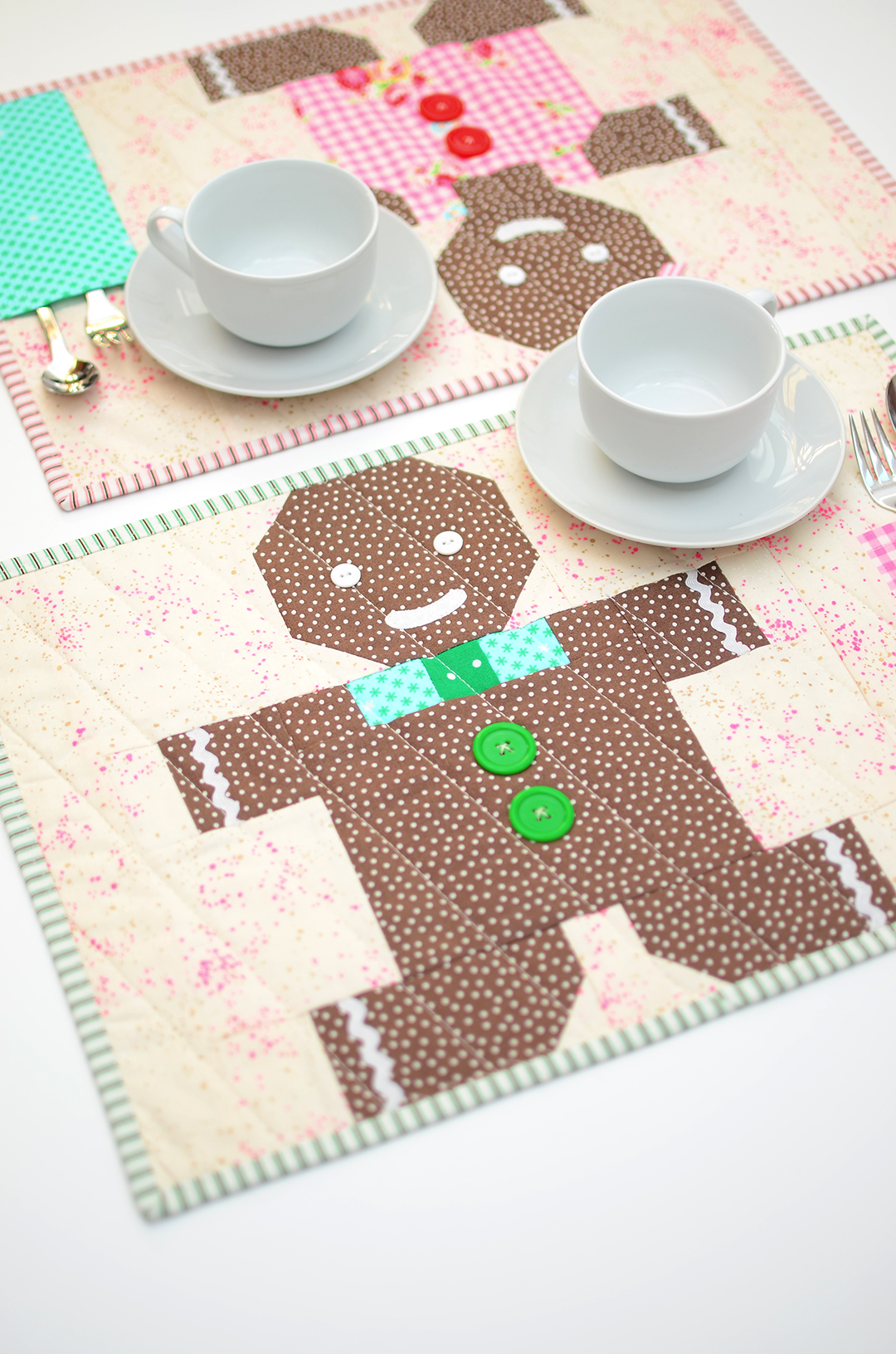 Gingerbread Man placemat quilt pattern - Christmas quilt patterns