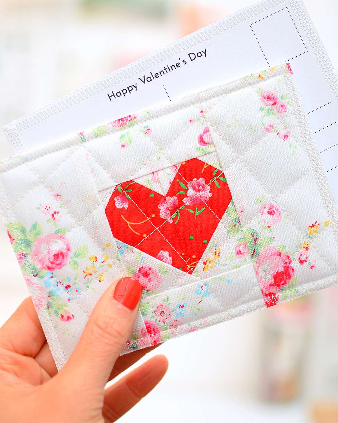 Heart fabric postcard tutorial - a heart quilt pattern by ellis & higgs