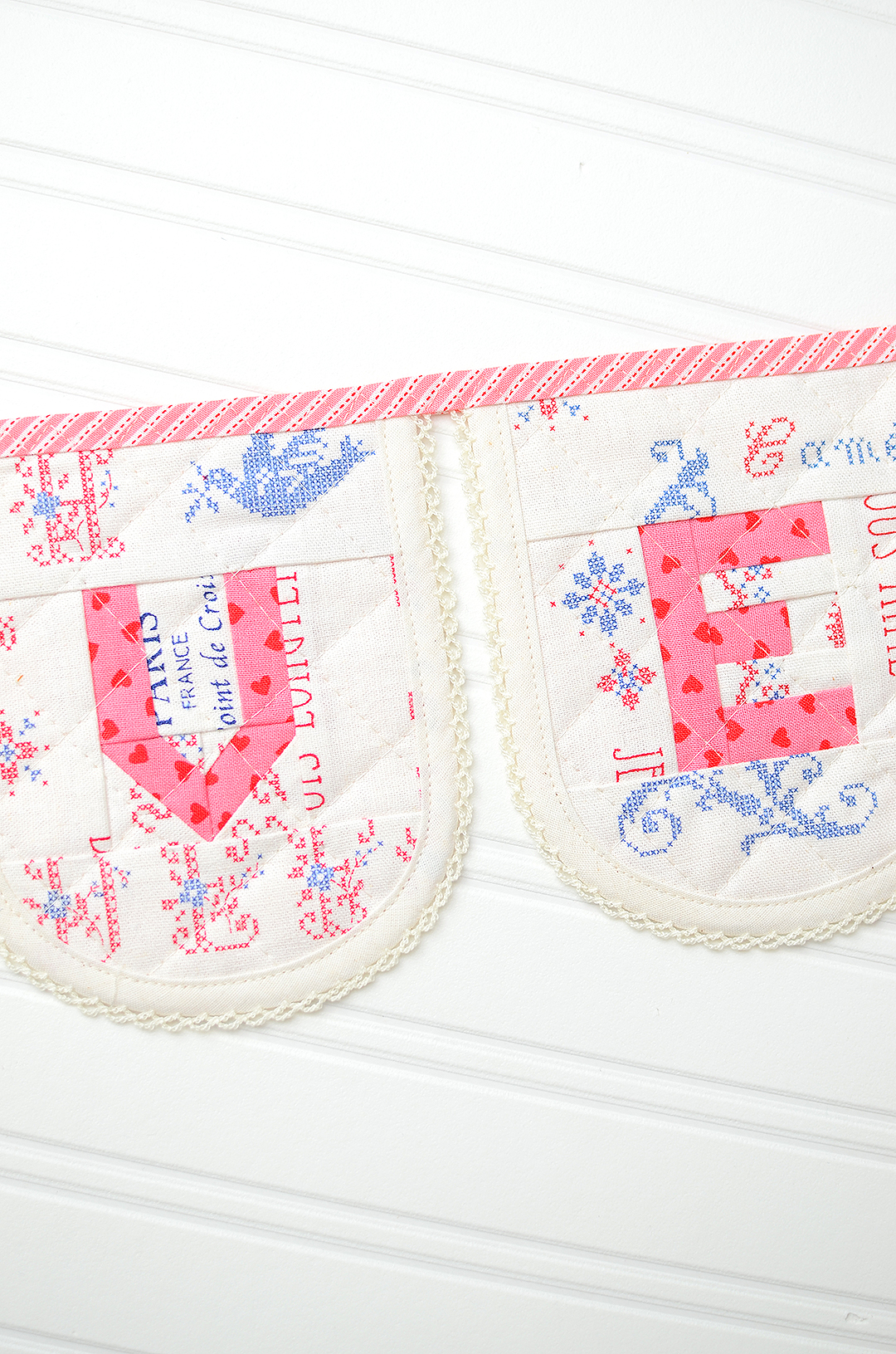 Quilted heart bunting tutorial - a heart quilt pattern by ellis & higgs
